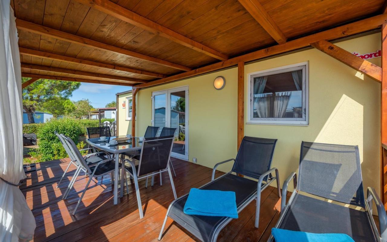 Panorama Mobile Homes In Camping Park Umag Bilik gambar